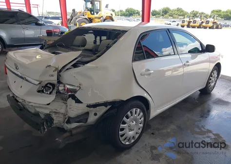 2013 Toyota Corolla Le из США, поврежденный, VIN 2T1BU4EE2DC120547